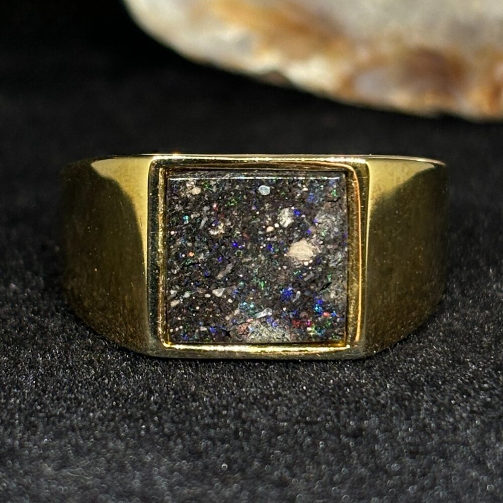 Hondruan Black Opal Signet Gold Ring